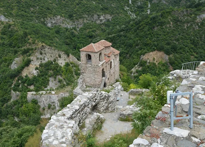 1br With A Free Designated Parking Space