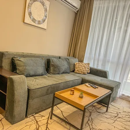 1br With A Free Designated Parking Space *