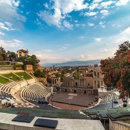 Apartment 1br With A Free Designated Parking Space *