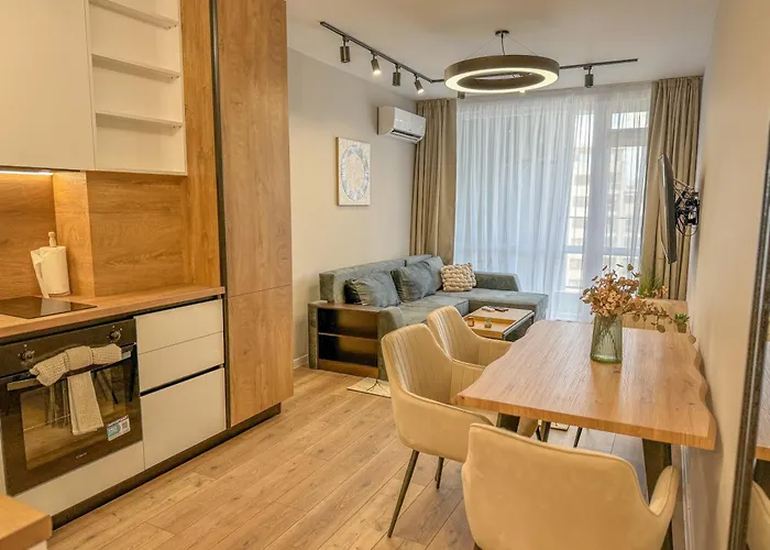 Apartment 1br With A Free Designated Parking Space *