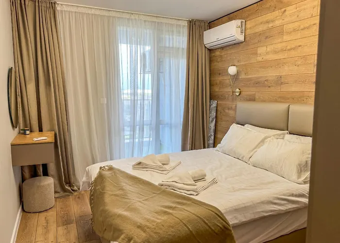 1br With A Free Designated Parking Space